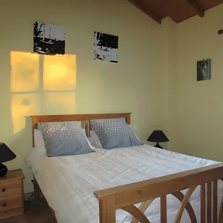 Tournesol -gîtes Au Bas Marais Appartement Nalliers (Vendee)